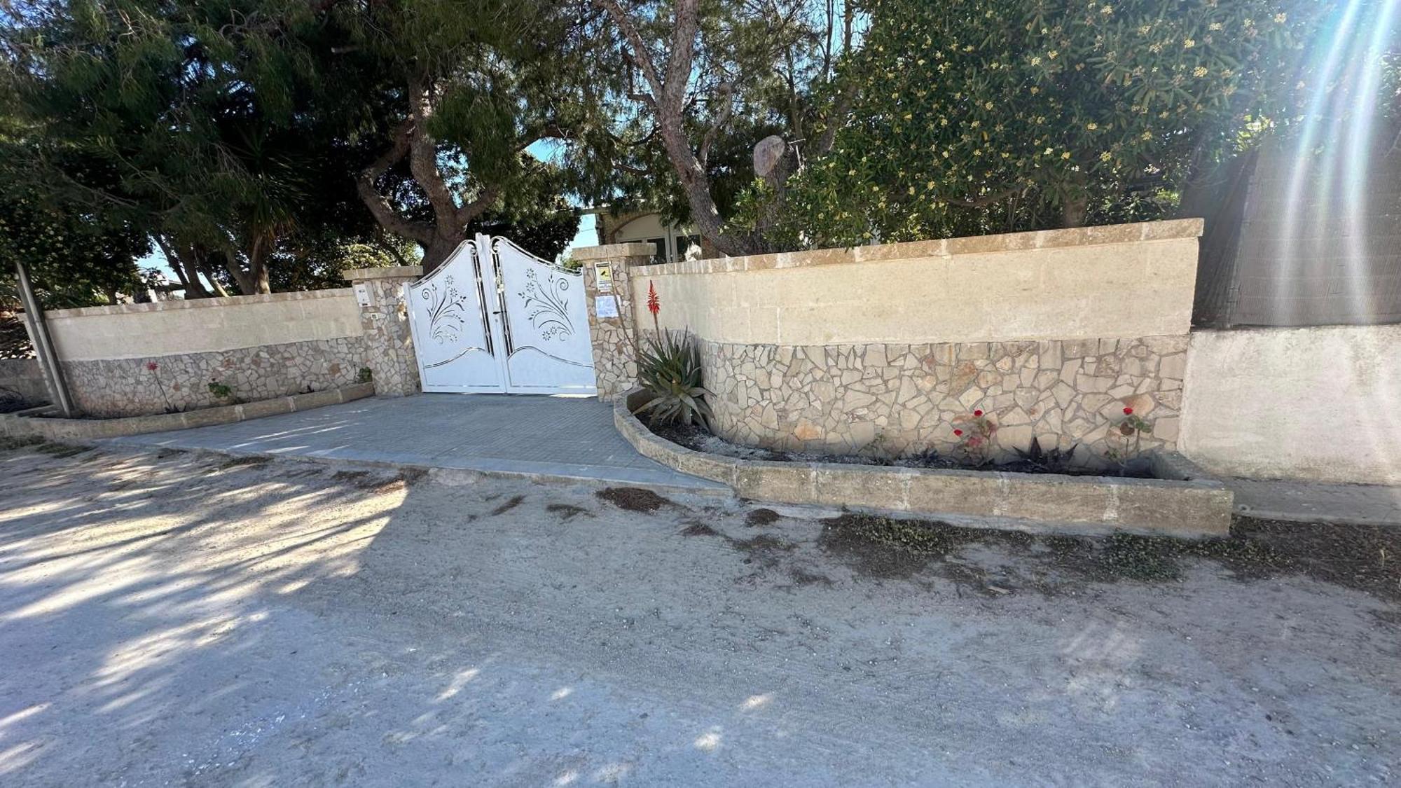 Villa Simonetta Alliste Buitenkant foto